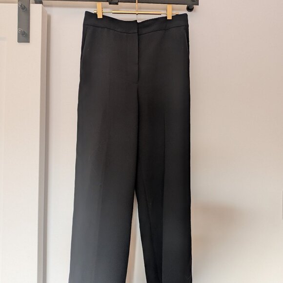 Aritzia pleated crepe pants - Picture 1 of 4